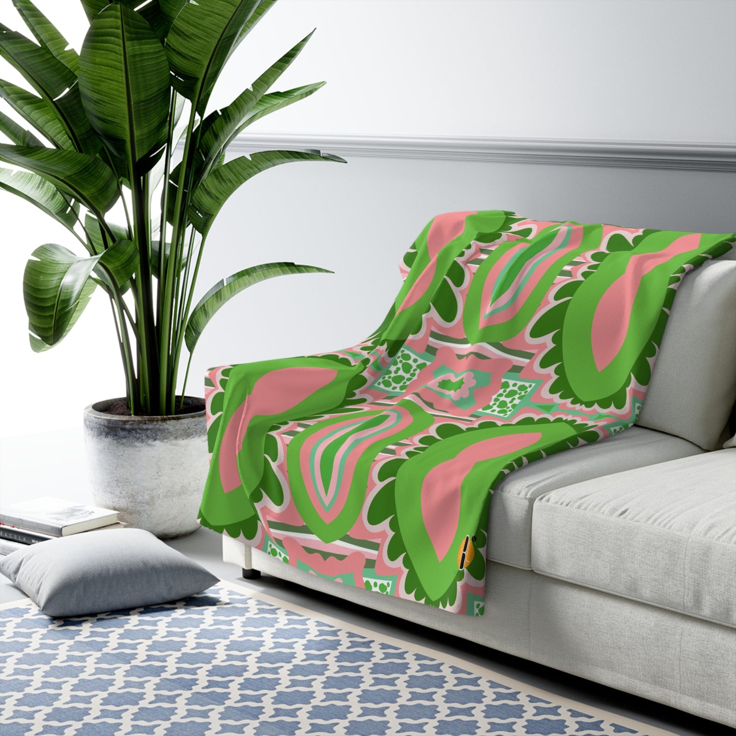 Pink & Green Clover Design- Sherpa Blanket